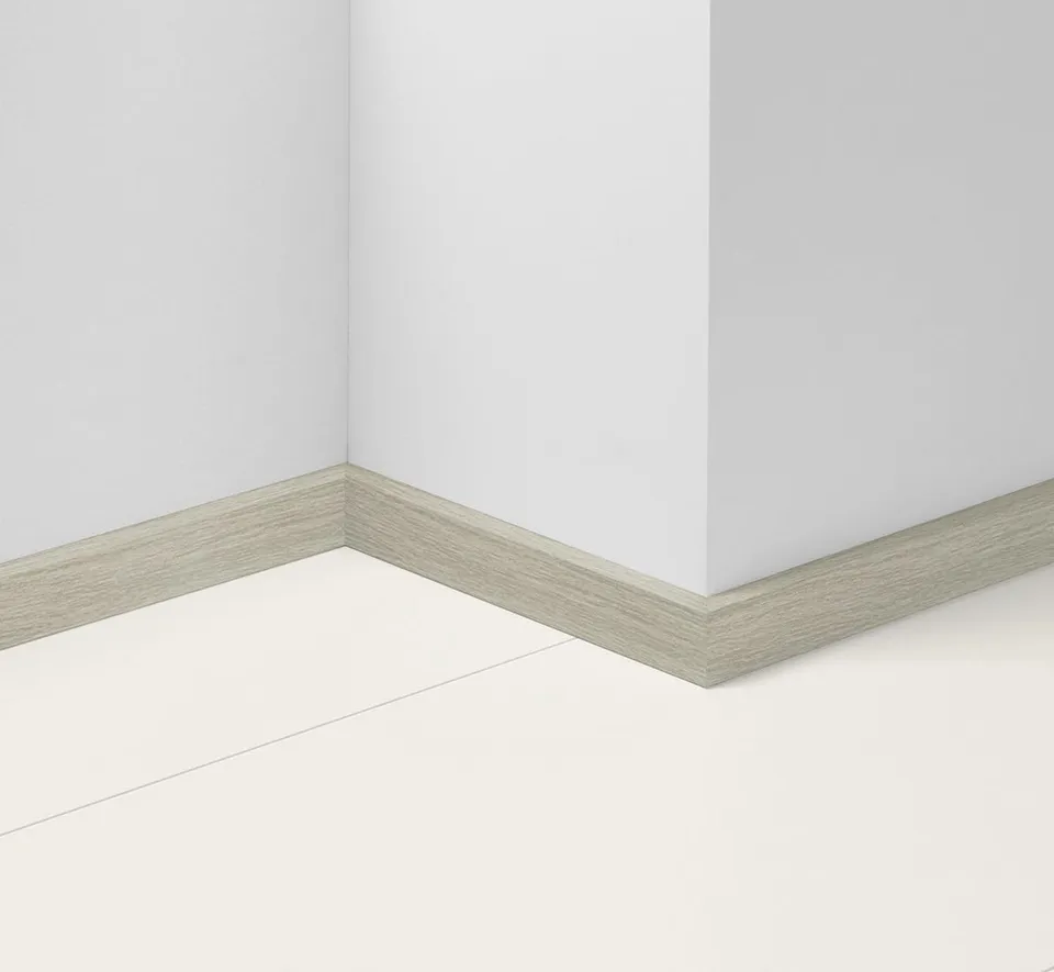 parador-sl-3-dekor-sockelleiste-eiche-d098-2200-mm image 1