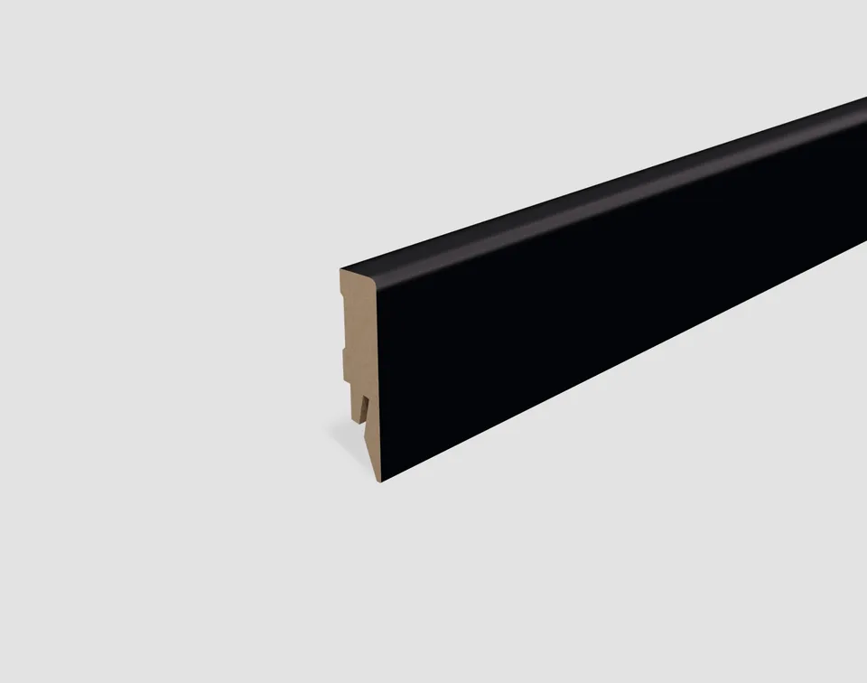 egger-sockelleiste-6cm-cubical-schwarz-l537-2400x14x58-mm-mdf image 1