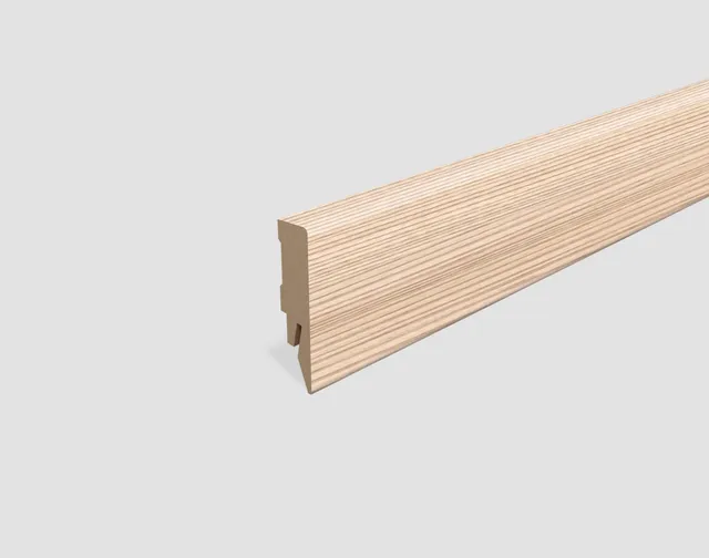 egger-sockelleiste-6cm-cubical-pinie-hellbraun-l679-2400-x-14-x-58-mm image 1
