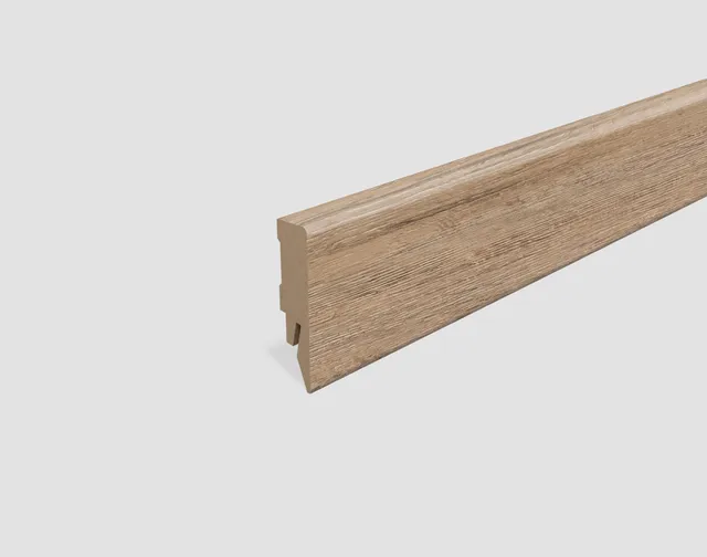 egger-sockelleiste-6cm-cubical-eiche-braun-l640-2400x14x58-mm-mdf image 1