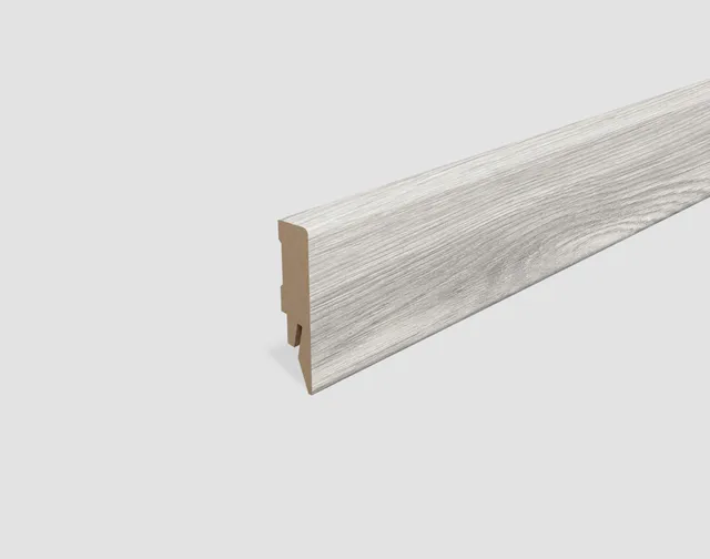 egger-sockelleiste-l583-eiche-hellgrau-kubisch-2400-x-14-x-58-mm image 1