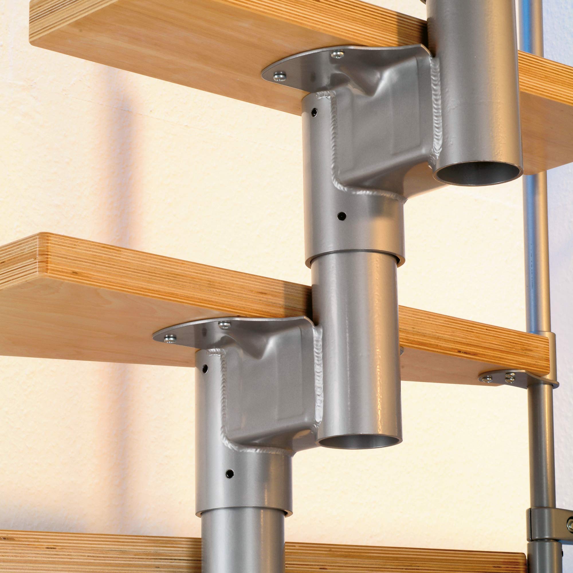 dolle-dublin-raumspartreppe-buche-lackiert-75cm-mittelholmtreppe-222-270cm-mit-g image 3
