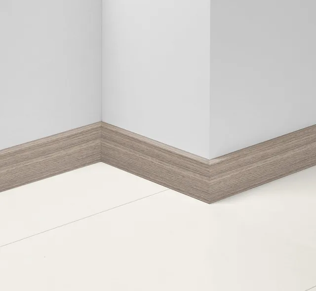 parador-sl-18-dekor-sockelleiste-teak-d001-2200-mm image 1