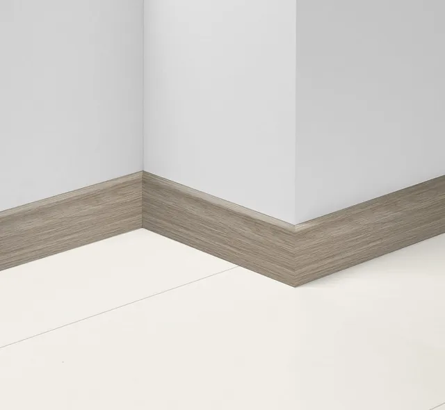 parador-sl-18-dekor-sockelleiste-eiche-d039-70-x-16-5-x-2200-mm image 1