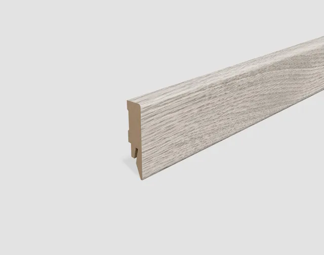 egger-cubical-sockelleiste-eiche-grau-l656-2400-x-14-x-58-mm image 1