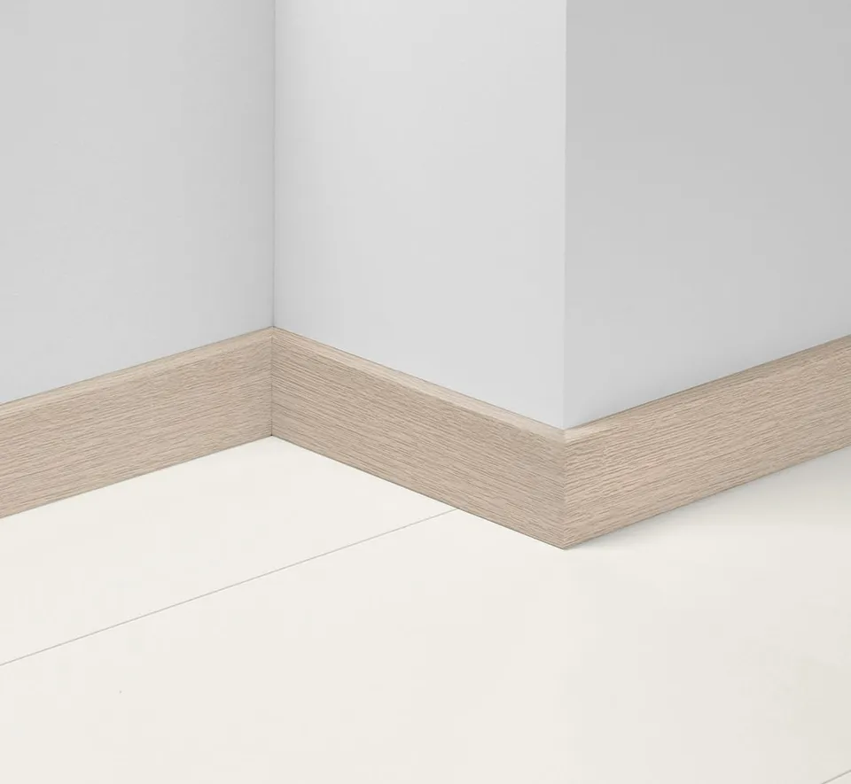 parador-dekor-sockelleiste-sl-18-eiche-d124-70x16-5x2200-mm image 1