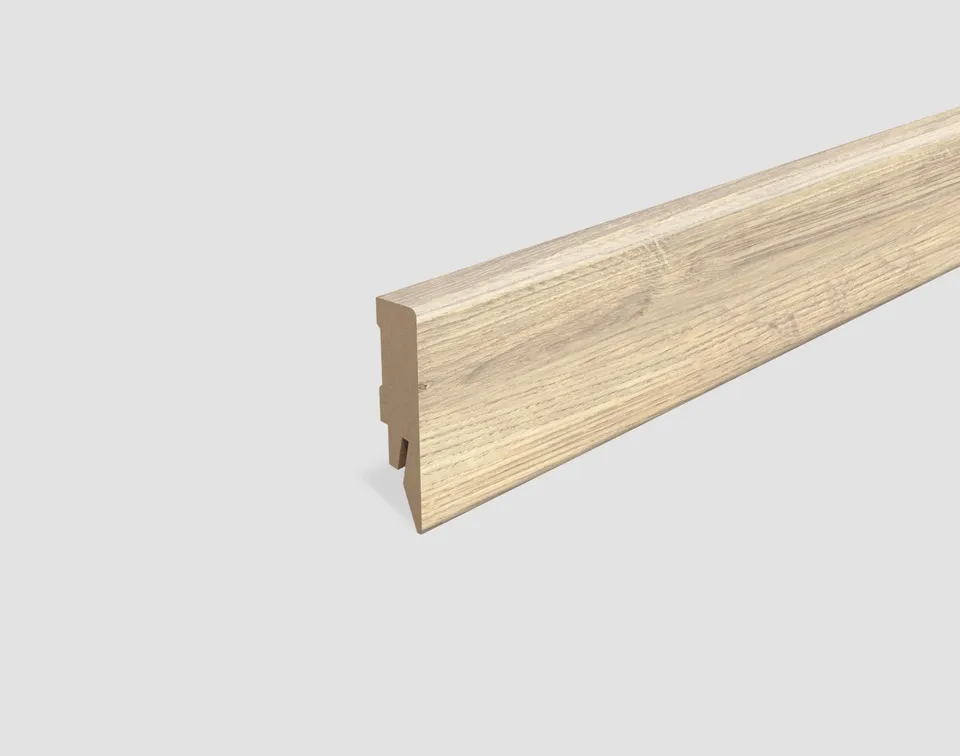 egger-sockelleiste-6cm-cubical-l636-eiche-hellbraun-2400-mm image 1
