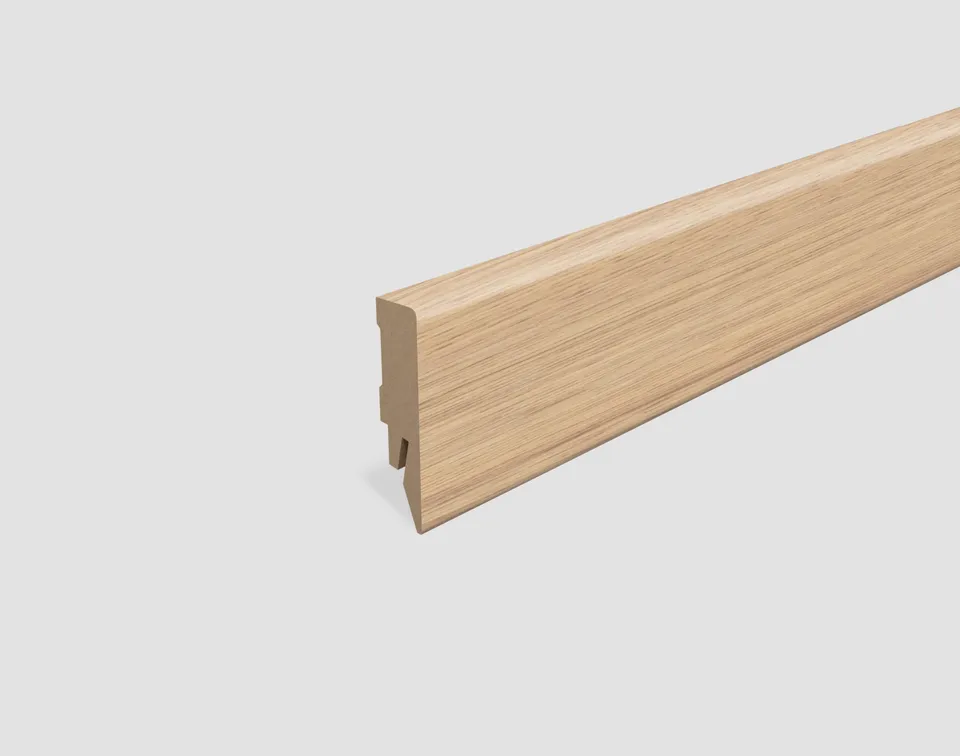 egger-sockelleiste-6cm-cubical-eiche-hellbraun-l651-2400-x-14-x-58-mm image 1