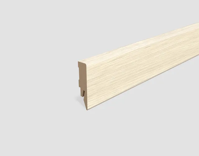 egger-sockelleiste-6cm-cubical-l628-eiche-weiss-2400-mm image 1