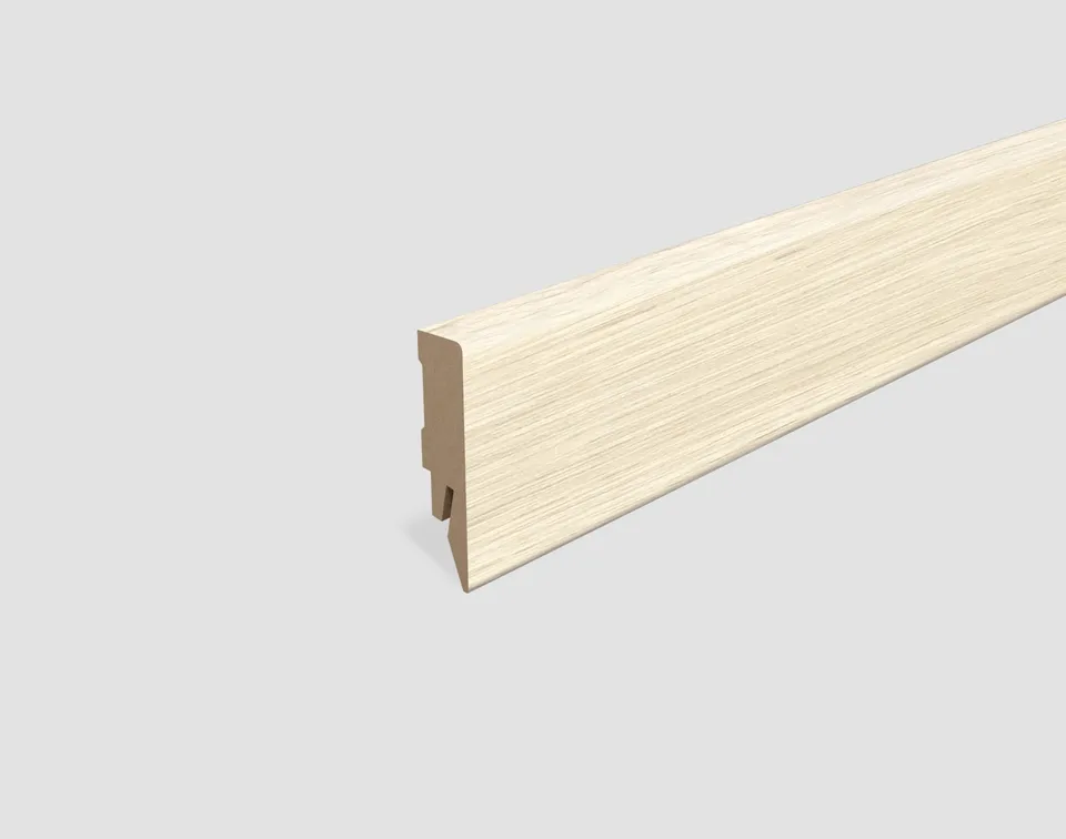 egger-sockelleiste-6cm-cubical-l628-eiche-weiss-2400-mm image 1