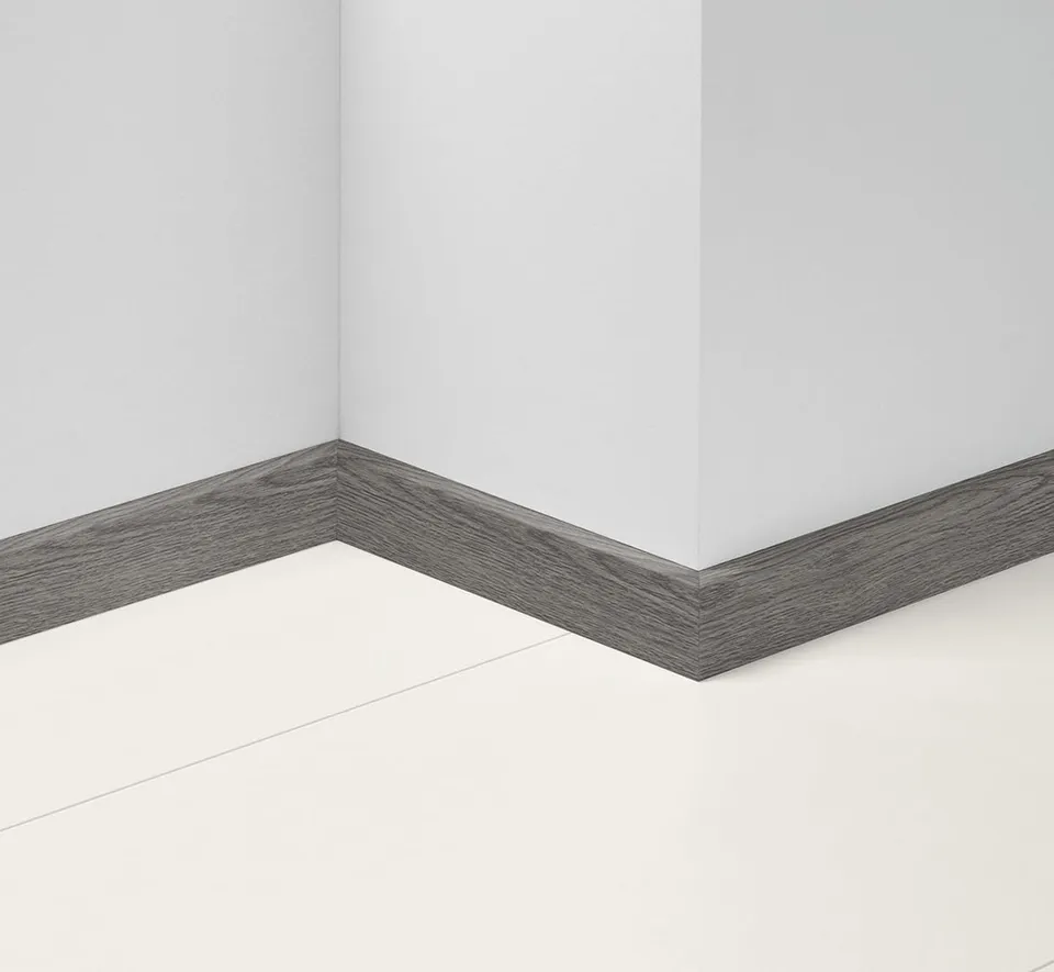 parador-dekor-sockelleiste-sl-5-wf-eiche-d119-2200-x-16-x-50-mm image 1