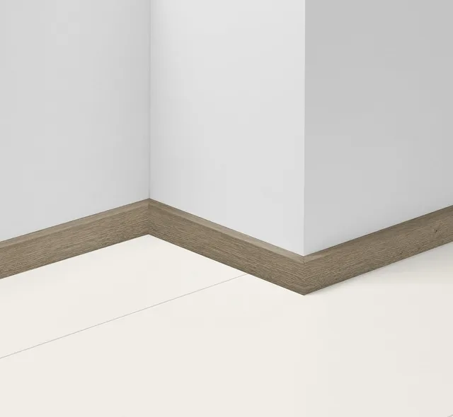 parador-sl-3-dekor-sockelleiste-eiche-d088-2200-mm image 1