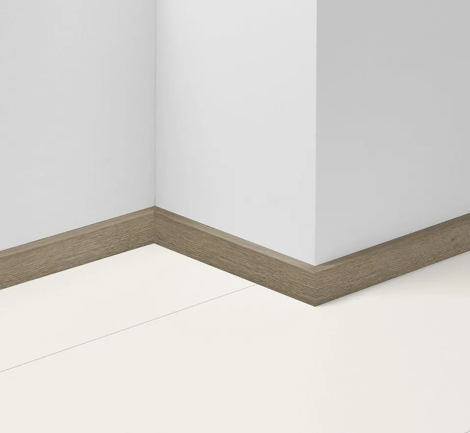 parador-sl-3-dekor-sockelleiste-eiche-d088-2200-mm image 1