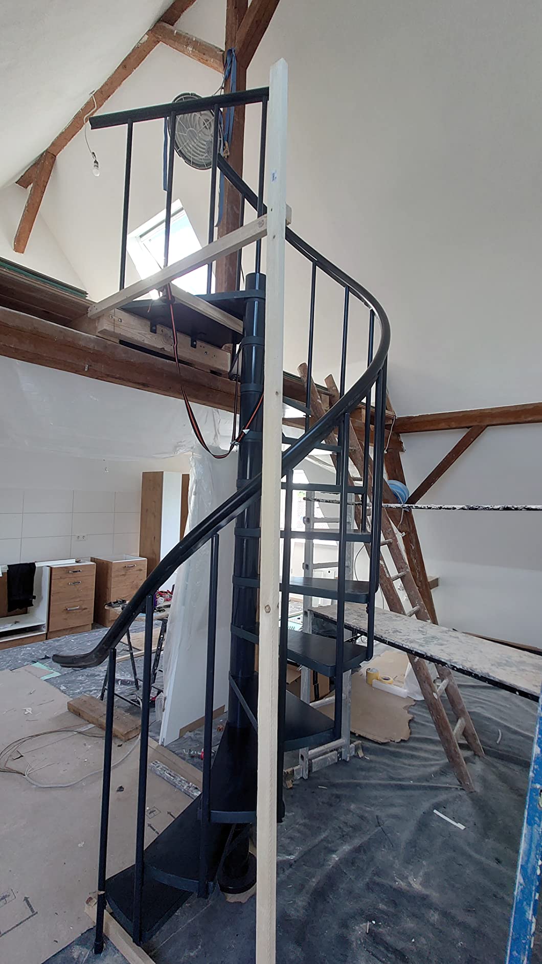 Solide Wendeltreppe