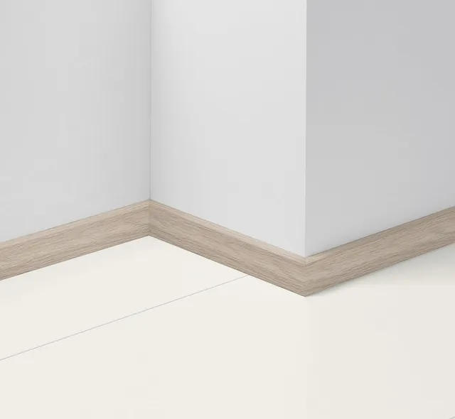 parador-sl-3-dekor-sockelleiste-eiche-d015-2200-mm image 1