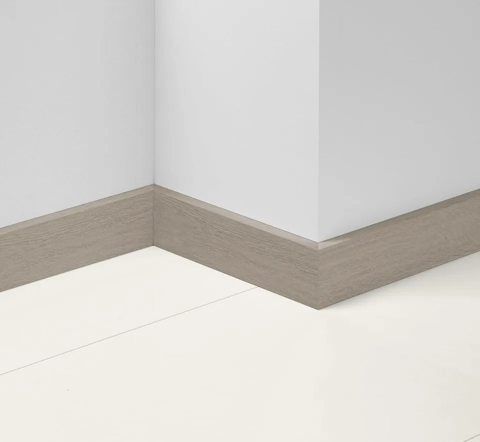 parador-sl-18-dekor-sockelleiste-eiche-d151-2200-mm image 1