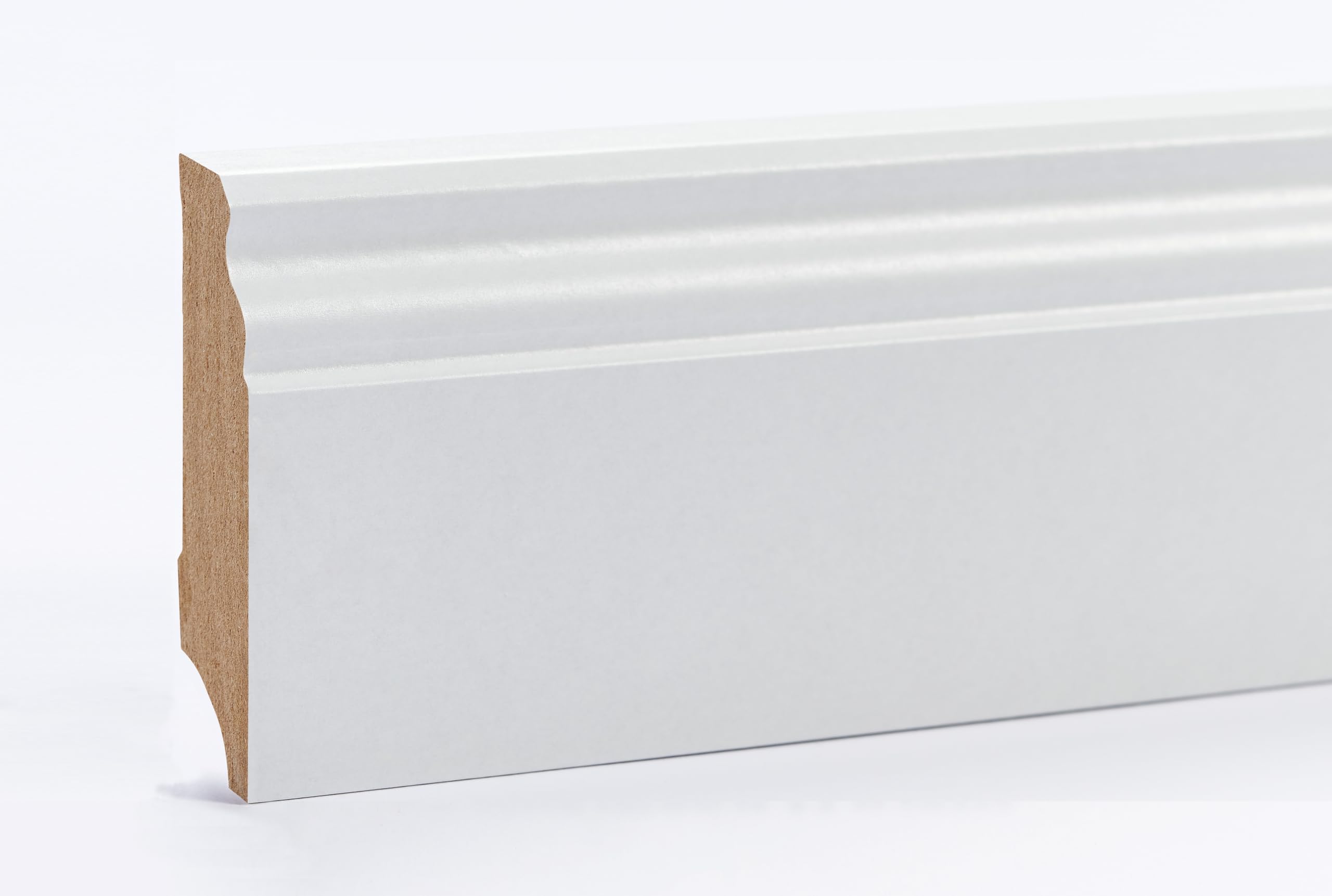 egger-hamburger-sockelleiste-wei-70-mm-geschwungen-mdf-70-x-18-x-2400-mm image 1