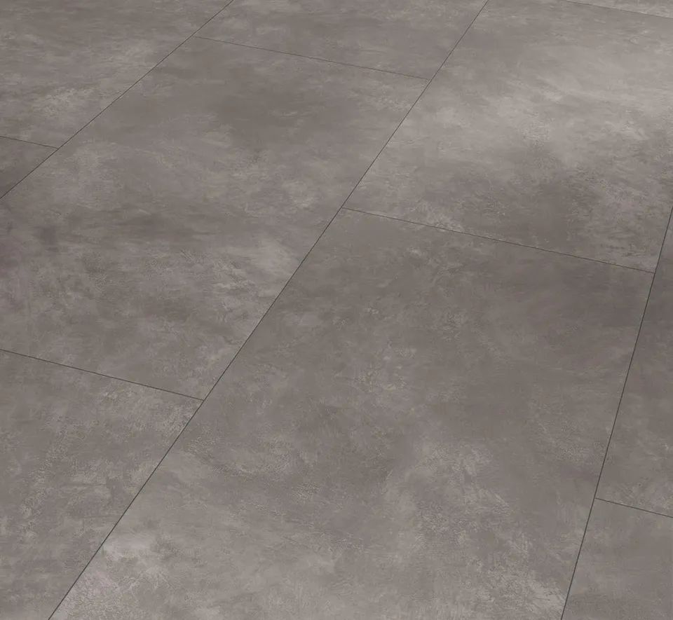 parador-modular-one-designboden-beton-dunkelgrau-gro-fliese-steinstruktur image 1